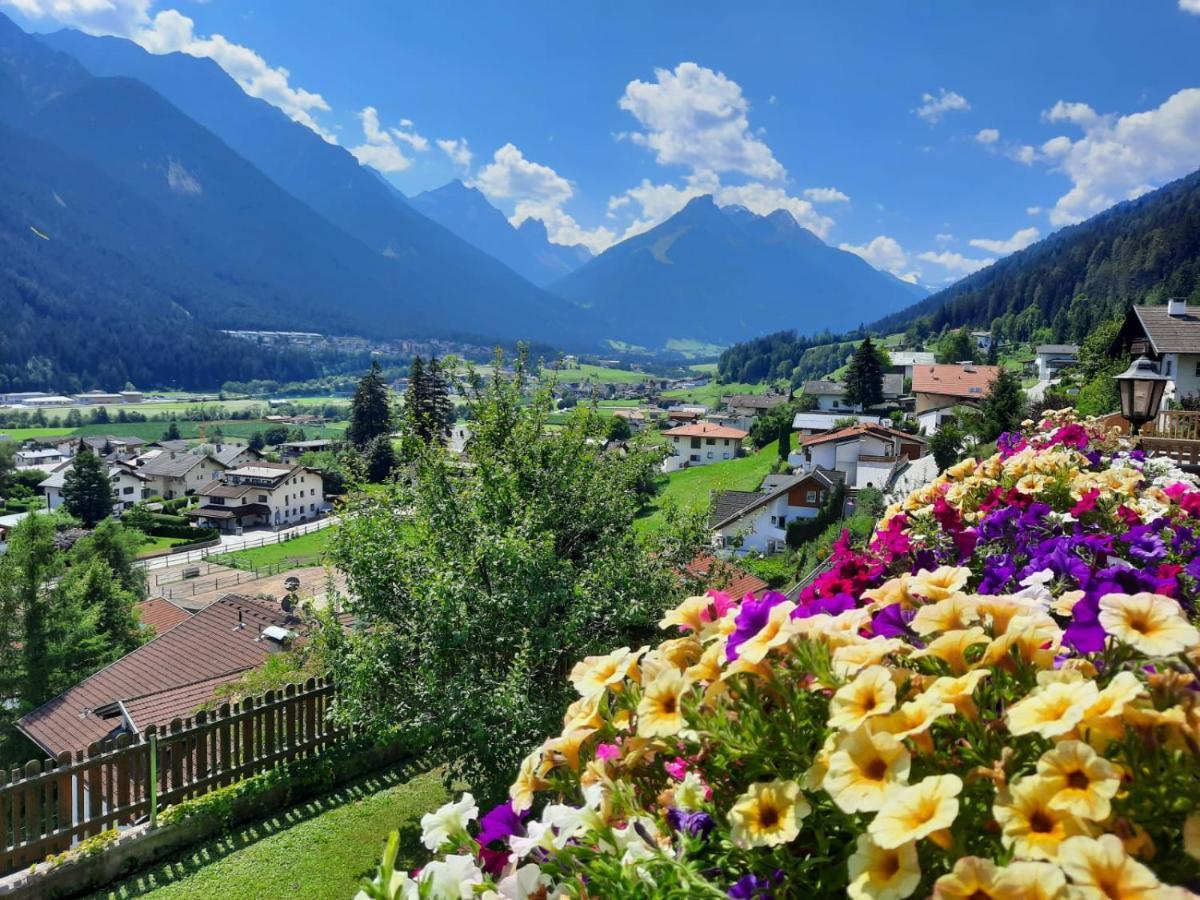 Ferienwohnung Auszeit Stubai Fulpmes Zewnętrze zdjęcie