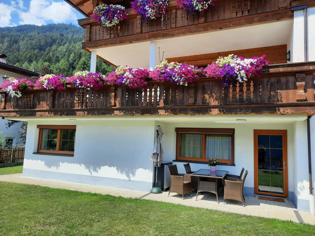 Ferienwohnung Auszeit Stubai Fulpmes Zewnętrze zdjęcie