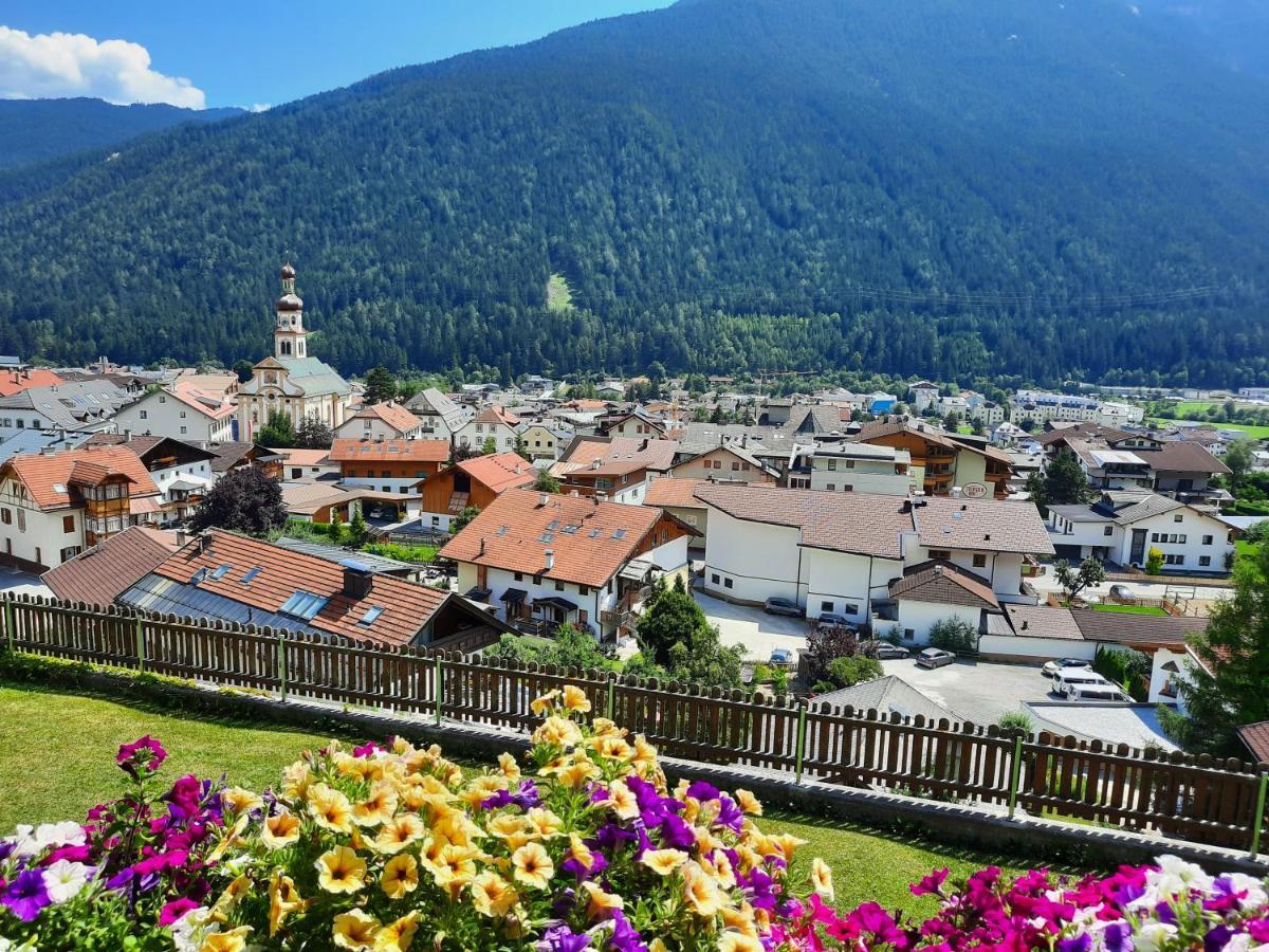 Ferienwohnung Auszeit Stubai Fulpmes Zewnętrze zdjęcie