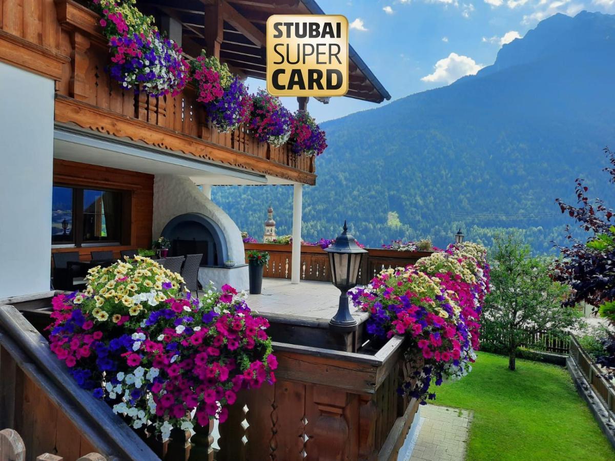 Ferienwohnung Auszeit Stubai Fulpmes Zewnętrze zdjęcie